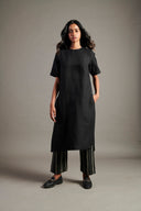 Kohl Linen Half Sleeves Kurta On Sale
