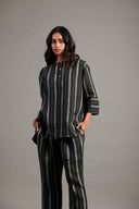 Dhaari Linen Pleated Pants - Sale