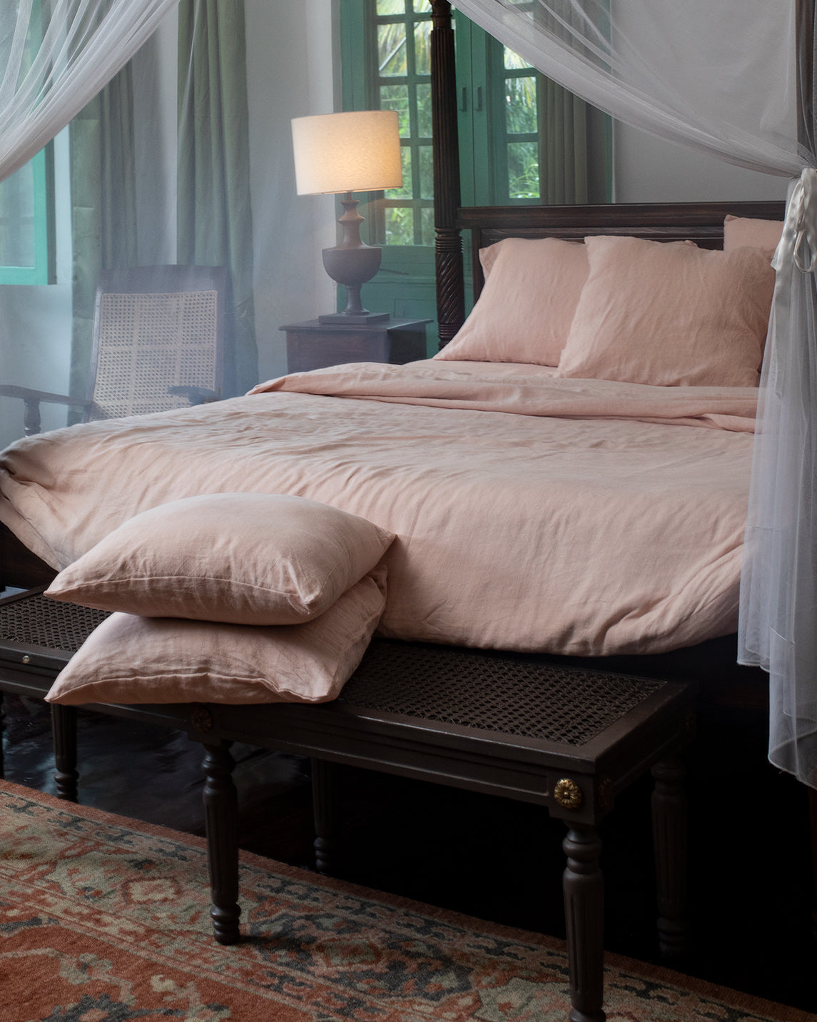 Gulabjal Linen Bed Set