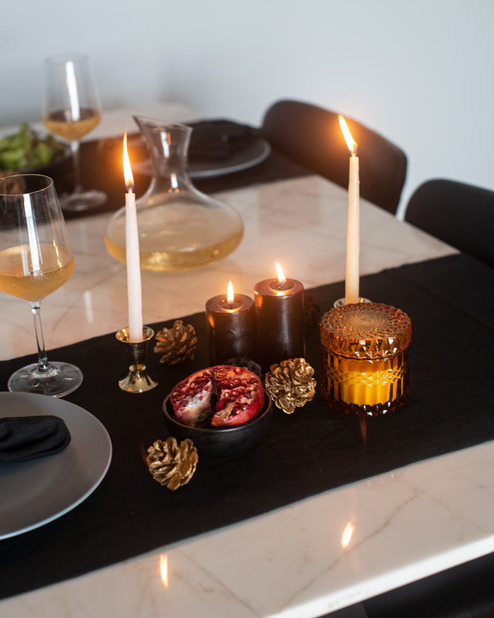 Kohl Linen Table Runner Saphed