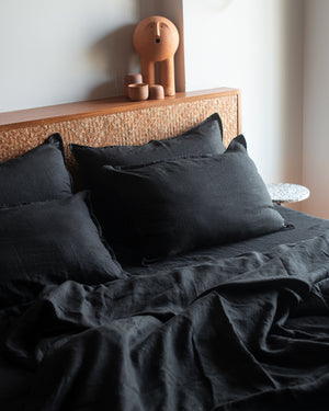 Kohl Linen Bed Set